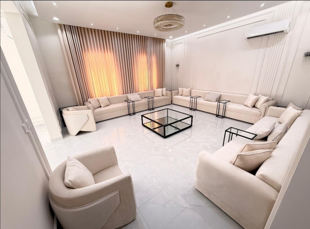 CLASSIC SOFA - 2