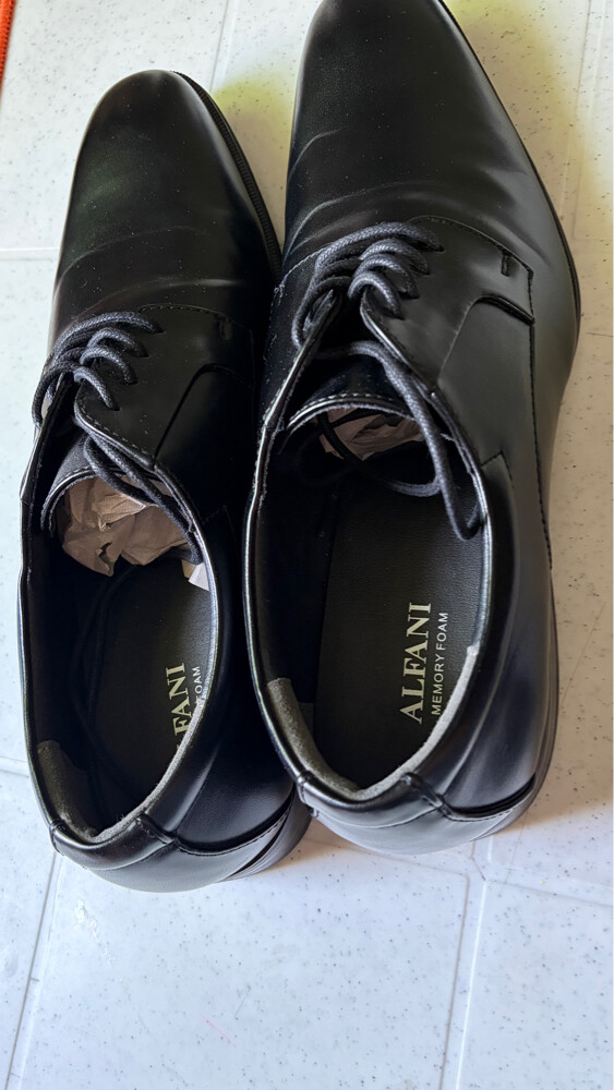 Alfani Men’s Leather Dress Shoes. - 1