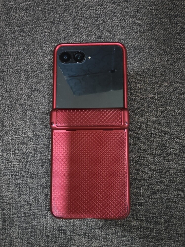 Motorola Razr 60 Ultra 512GB - 2