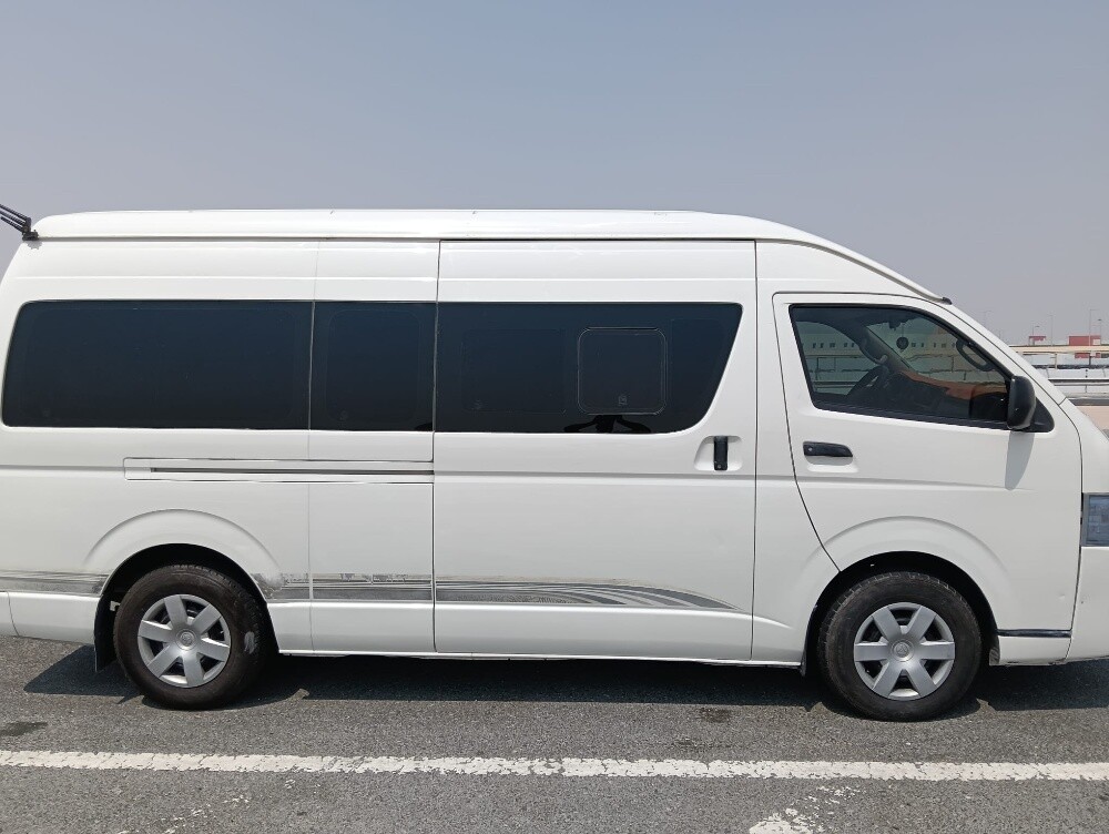 Toyota hich high roof - 9