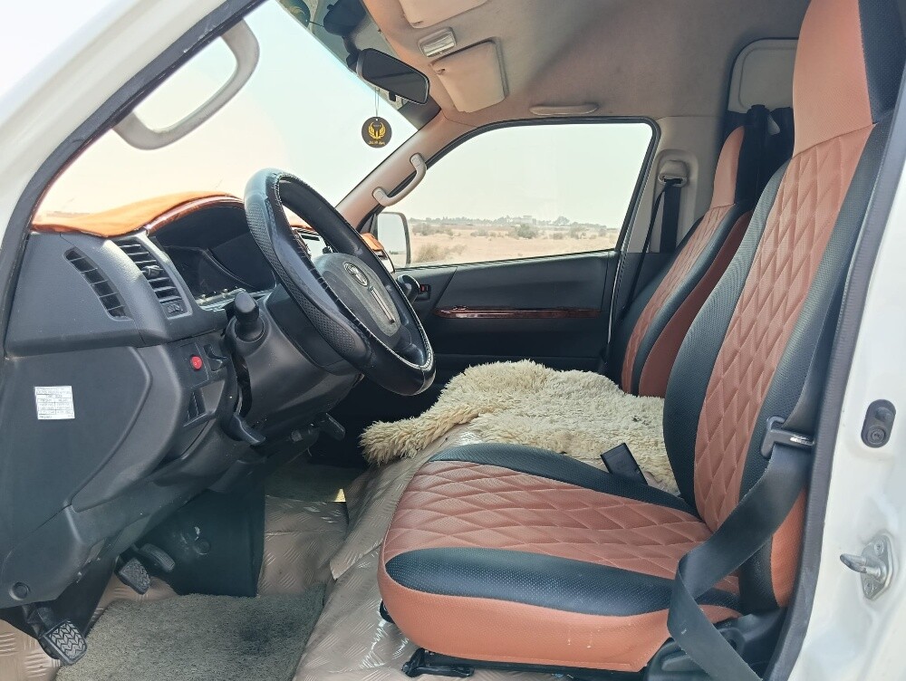 Toyota hich high roof - 6