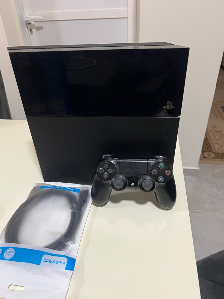 sony 4 very clean - 2
