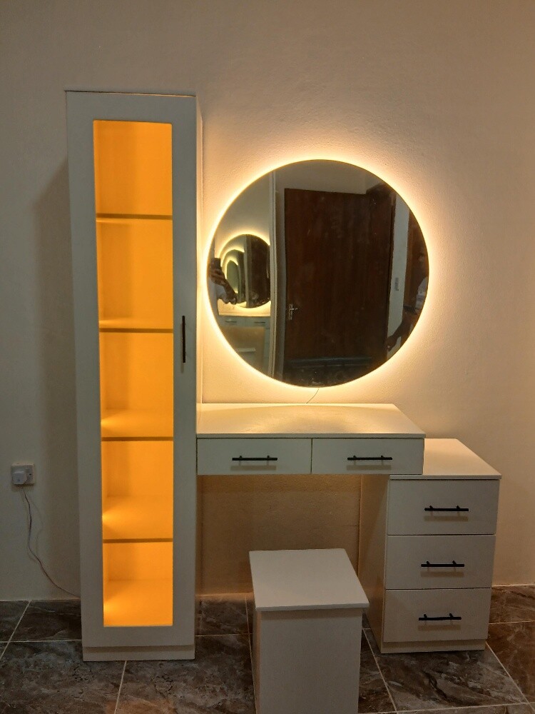 New dressing table available sale - 2
