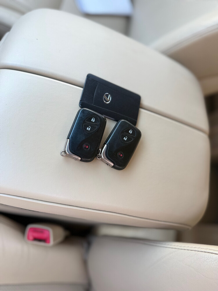 Lexus LX 570, 2014 Model - 7