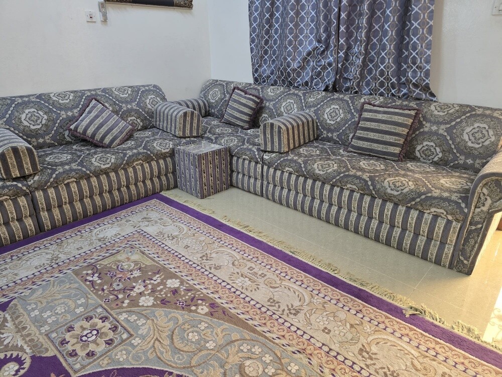طقم كراسي مجلس مع طاولات - 5