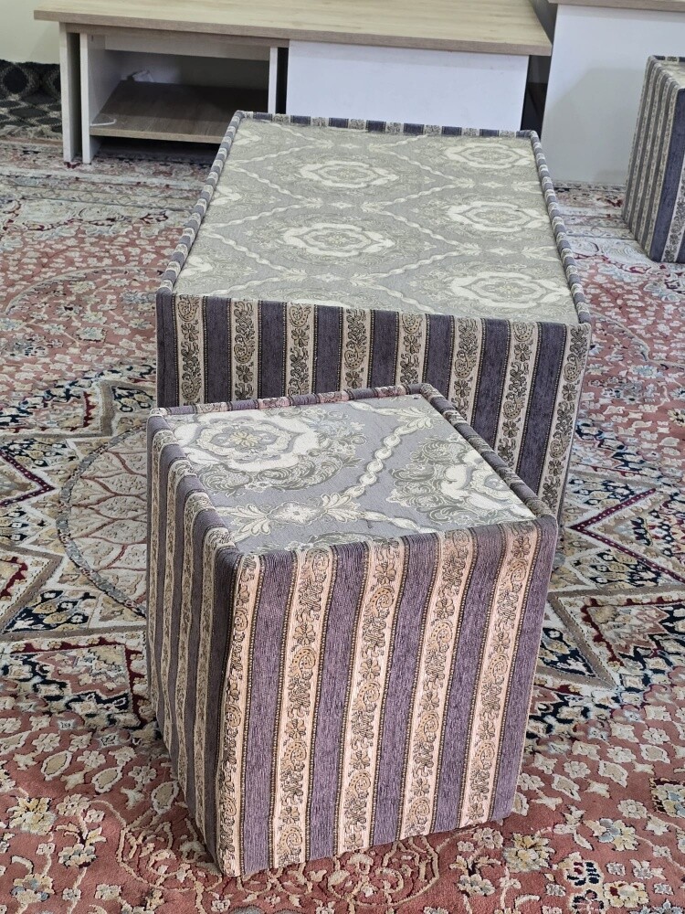 طقم كراسي مجلس مع طاولات - 7