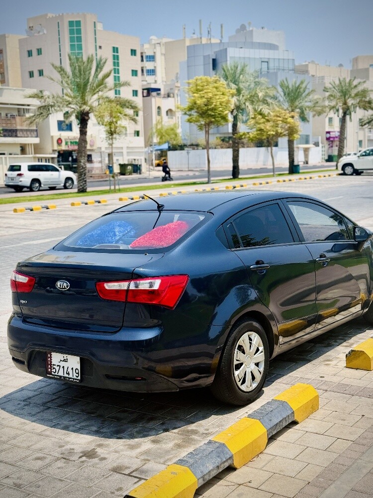 Kia Rio 2014( Family used) - 3