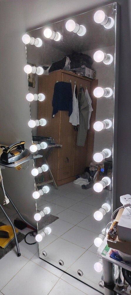 Make up mirror - 10