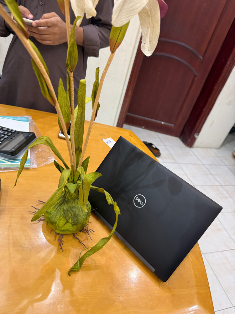dell 7390 core i7 USA original  - 2