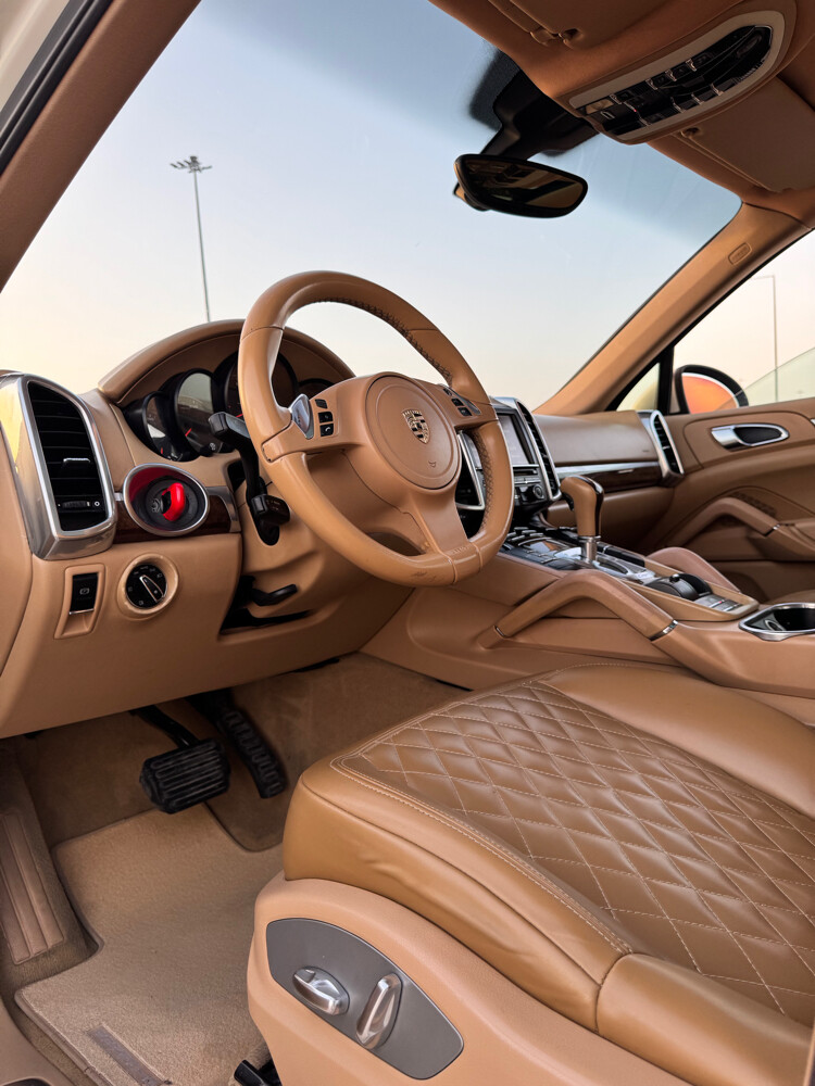 Porsche Cayenne VR6 - 7