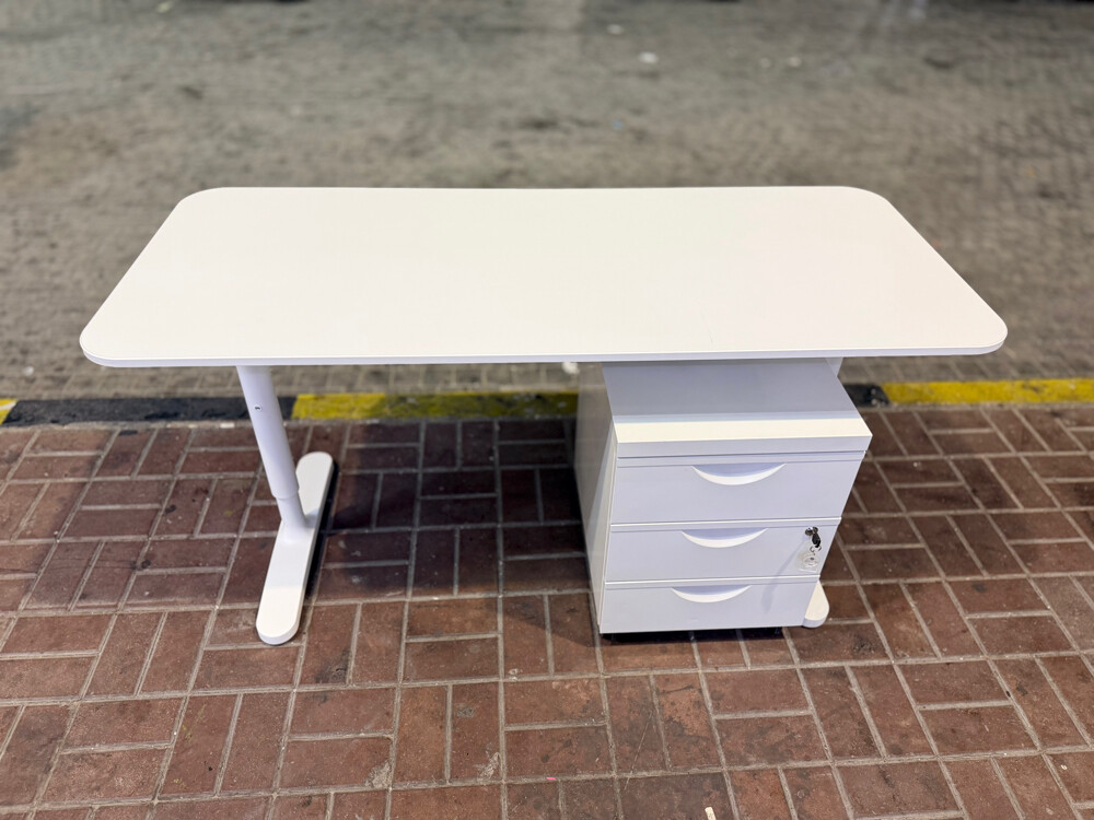 Reception/Meeting/Desk/Chair/Sofa - 16