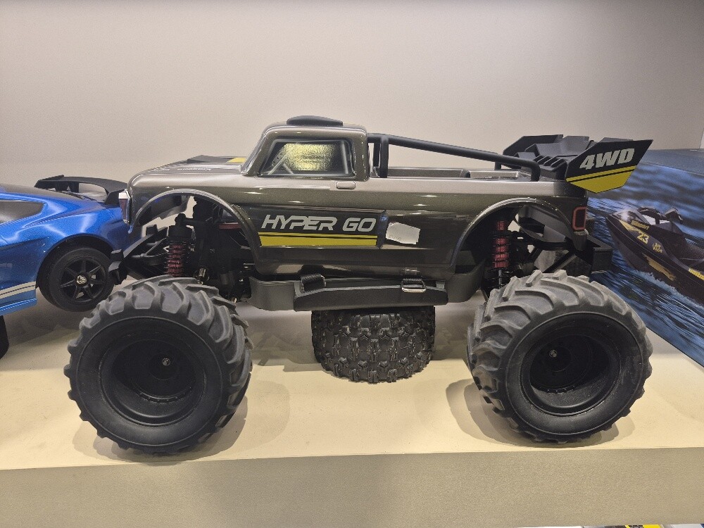 1/10 Brushless monster truck - 2