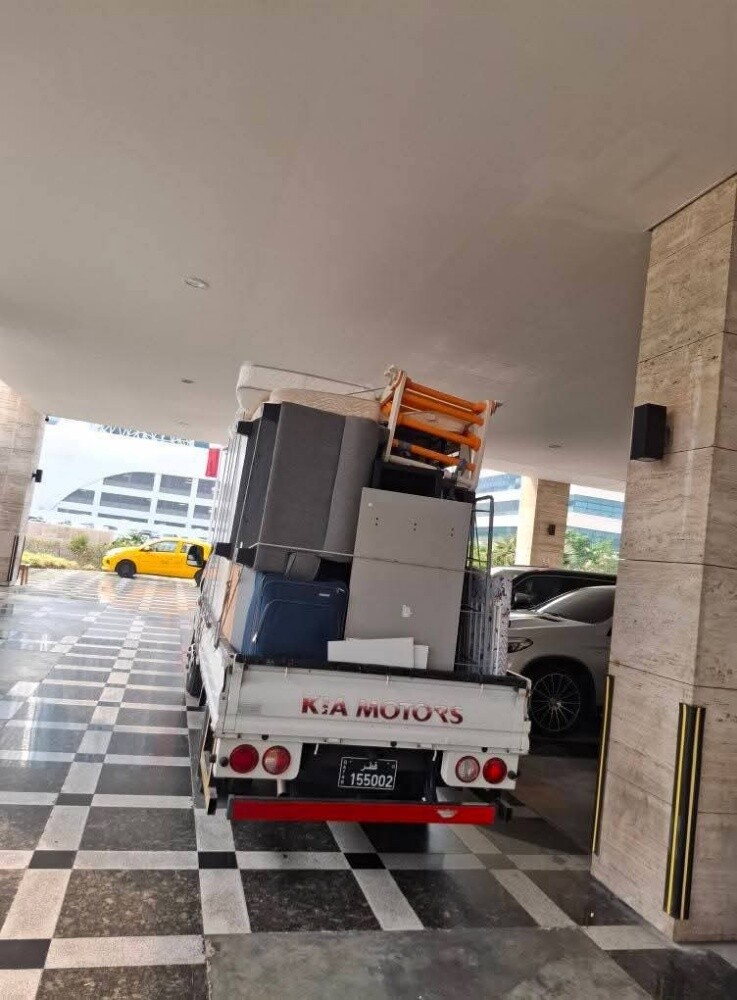 moving Shifting 74420289 - 5