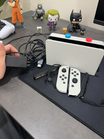 Nintendo Switch OLED - 7