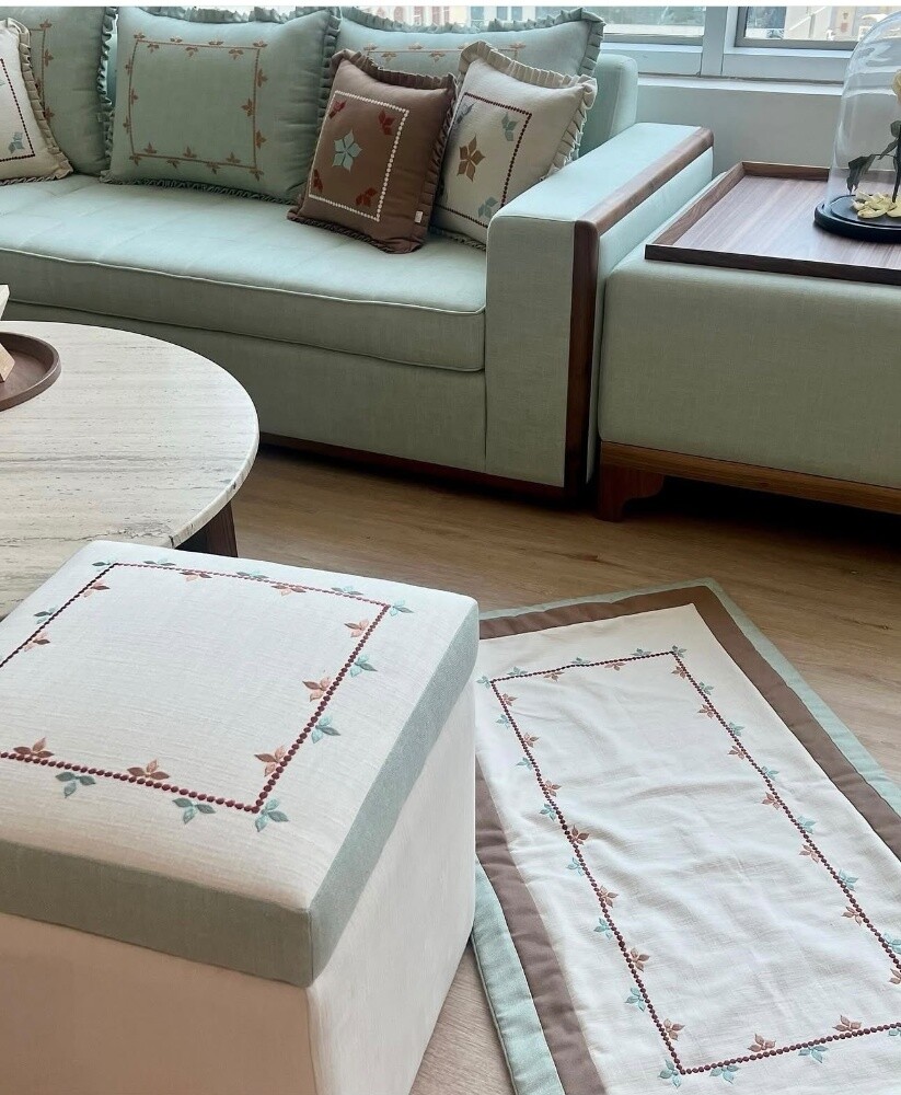 Sofas, and Curtains - Wallpaper - 10
