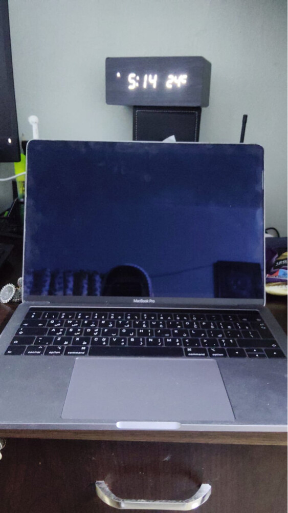 Macbook Pro A1989  - 3