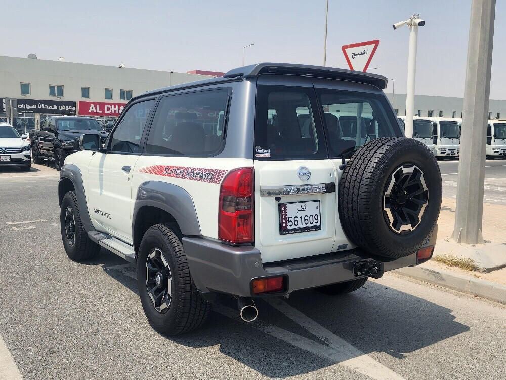 Nissan Super Safari 2022 white  - 4