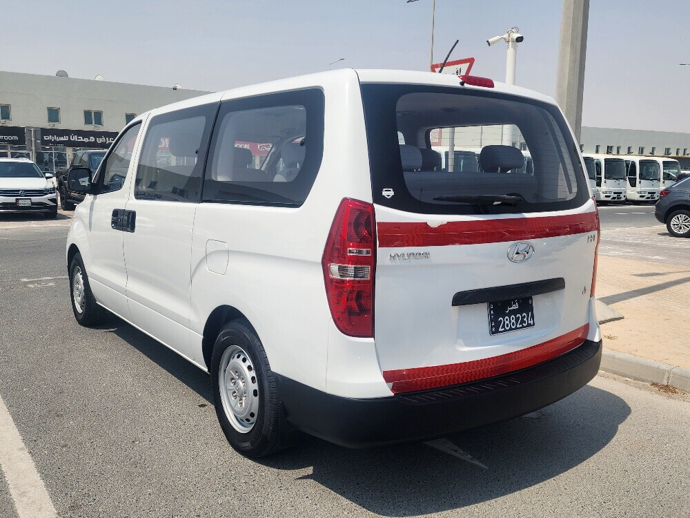 Hyundai H1 2020 white  - 2
