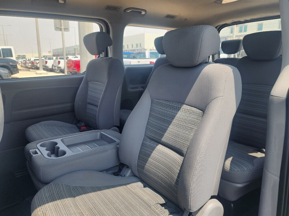 Hyundai H1 2020 Silver  - 7