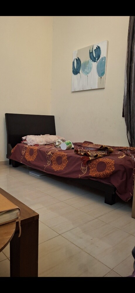 Sofa set,Washing machine, fridge - 7