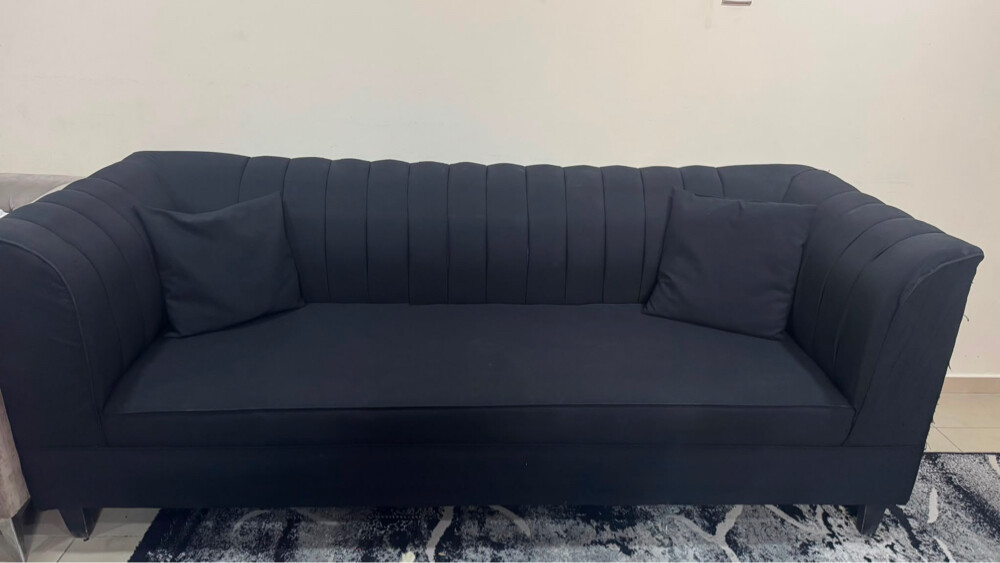 2 chairs 1 sofa black - 2