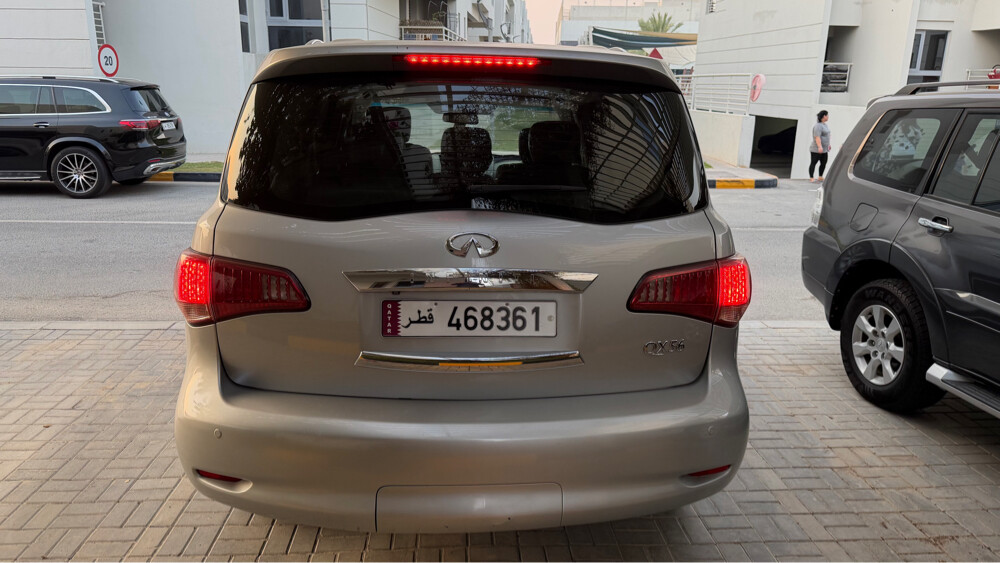 Infiniti QX56 Perfectly Maintained  - 2