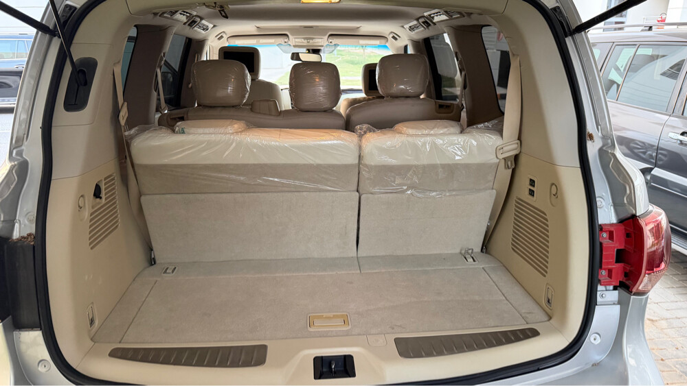 Infiniti QX56 Perfectly Maintained  - 5