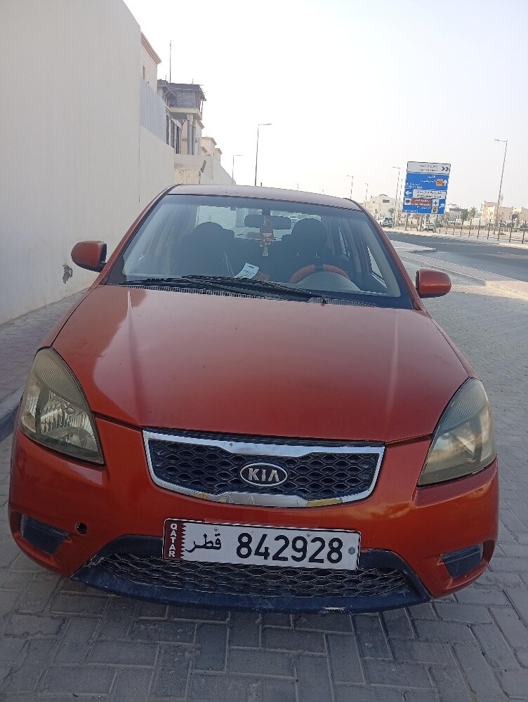 KIA RIO 2011 - 1