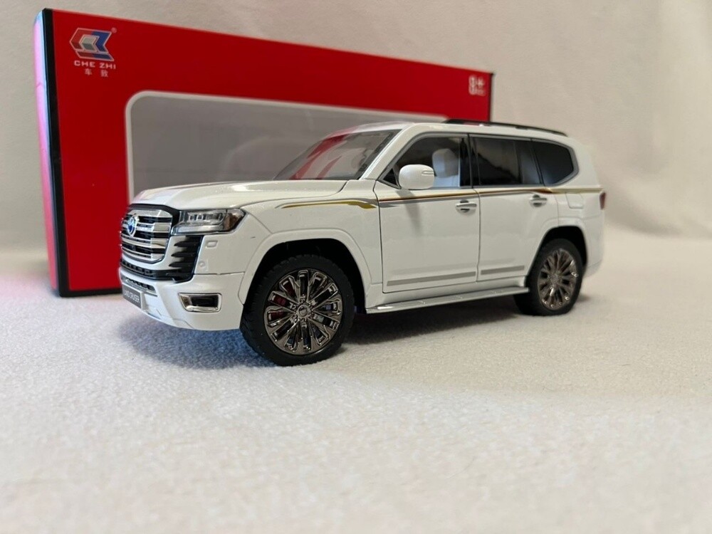 land cruiser 300 - 2