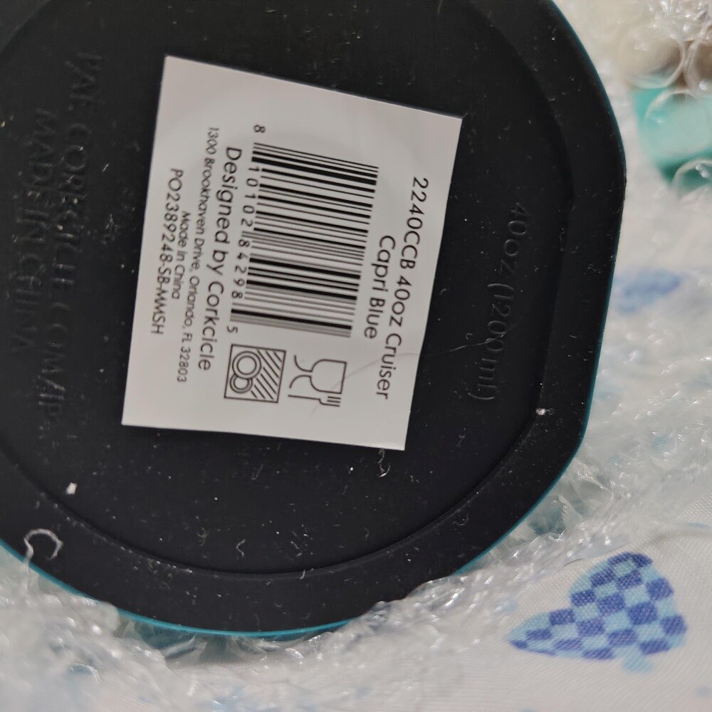 NEW Corkcicle Water Bottle COVERED - 4