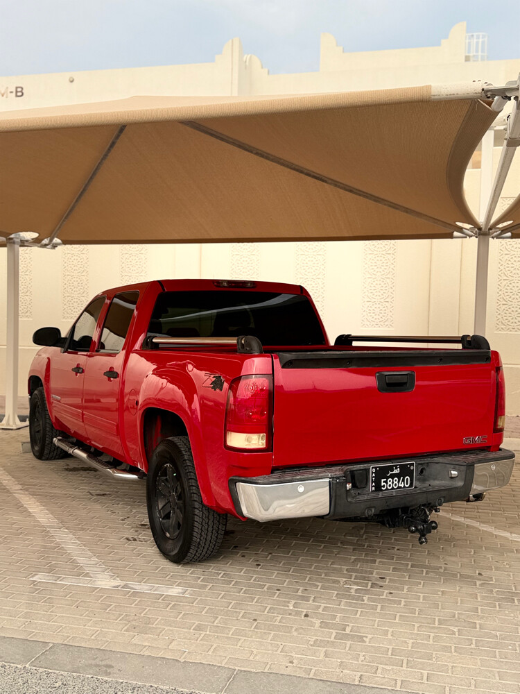GMC SIERRA 1500 - 4