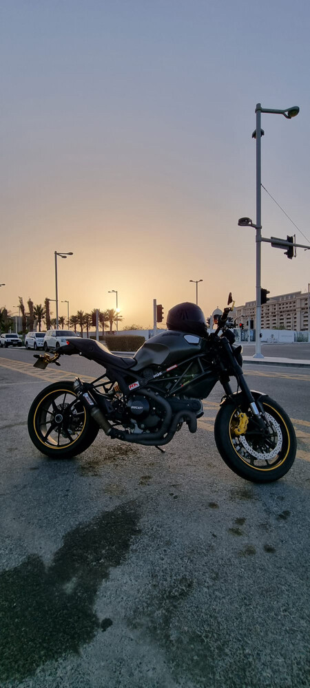 Ducati Monster 1100 - 2