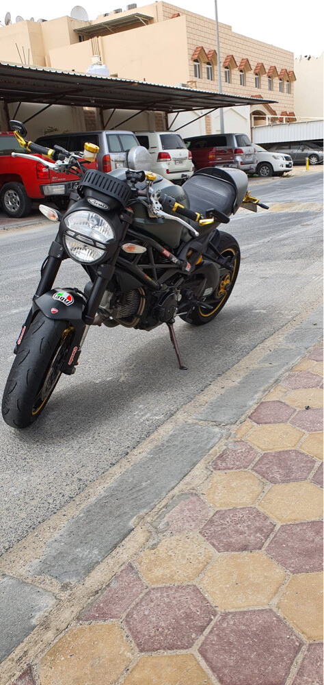 Ducati Monster 1100 - 3