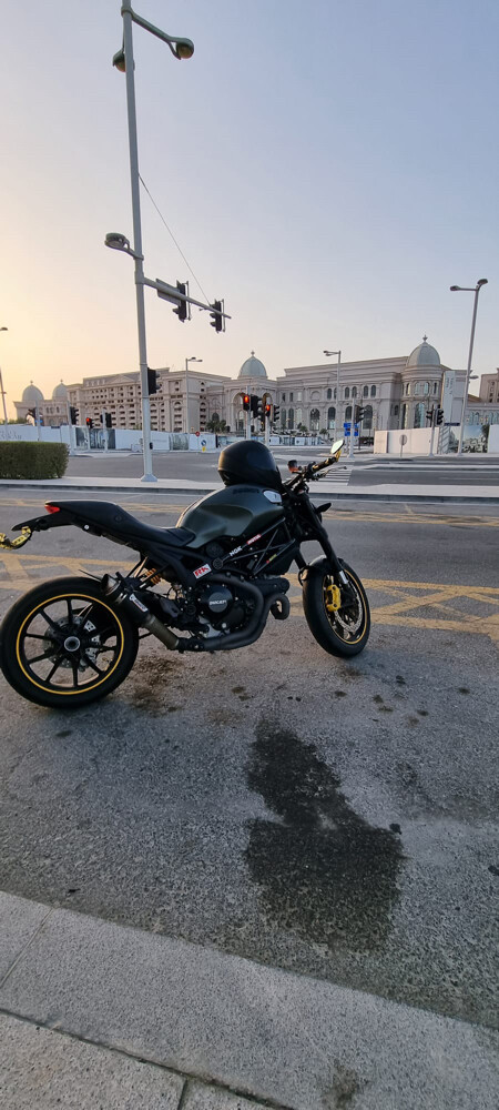 Ducati Monster 1100 - 1
