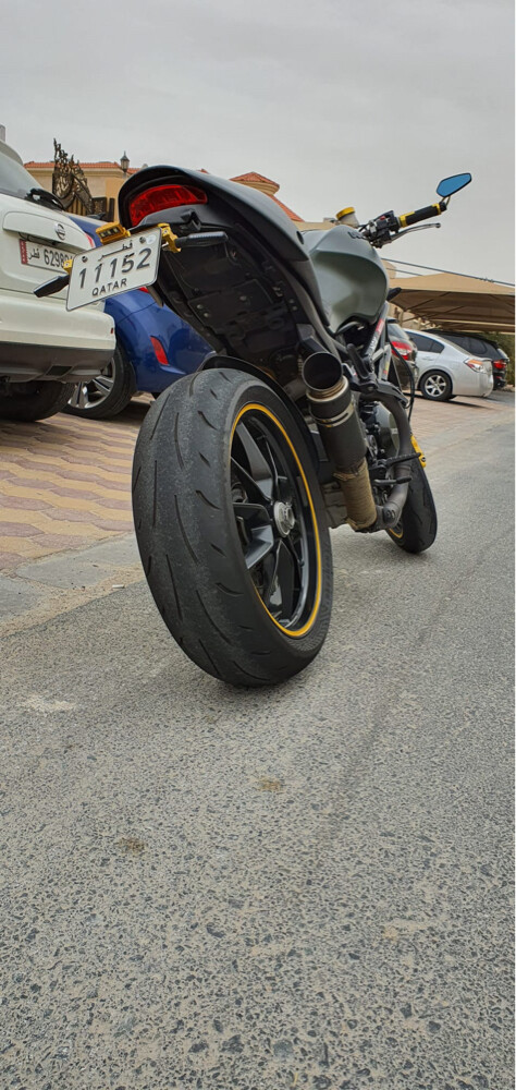 Ducati Monster 1100 - 4