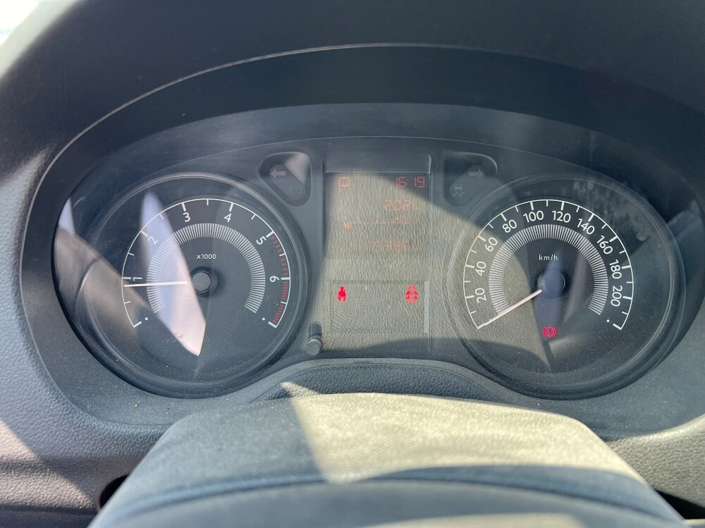 بيجو ٣٠١ - 4