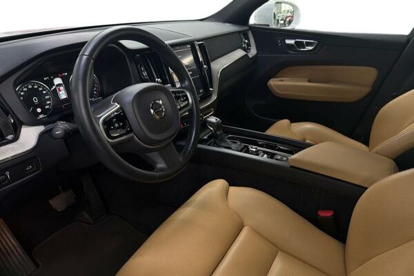 VOLVO XC60 T5 INSCRIPTION AWD 2018 - 11