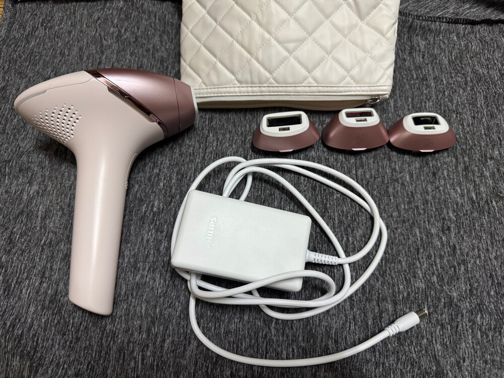 Philips Lumea Prestige IPL Hair Rem - 1