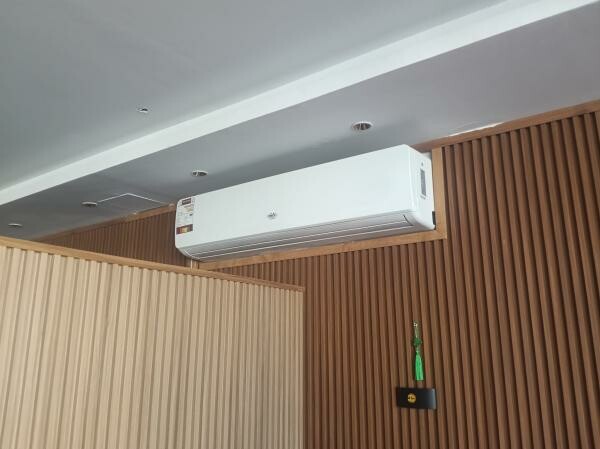 Frego Split AC 3.0 ton - Like new - 4