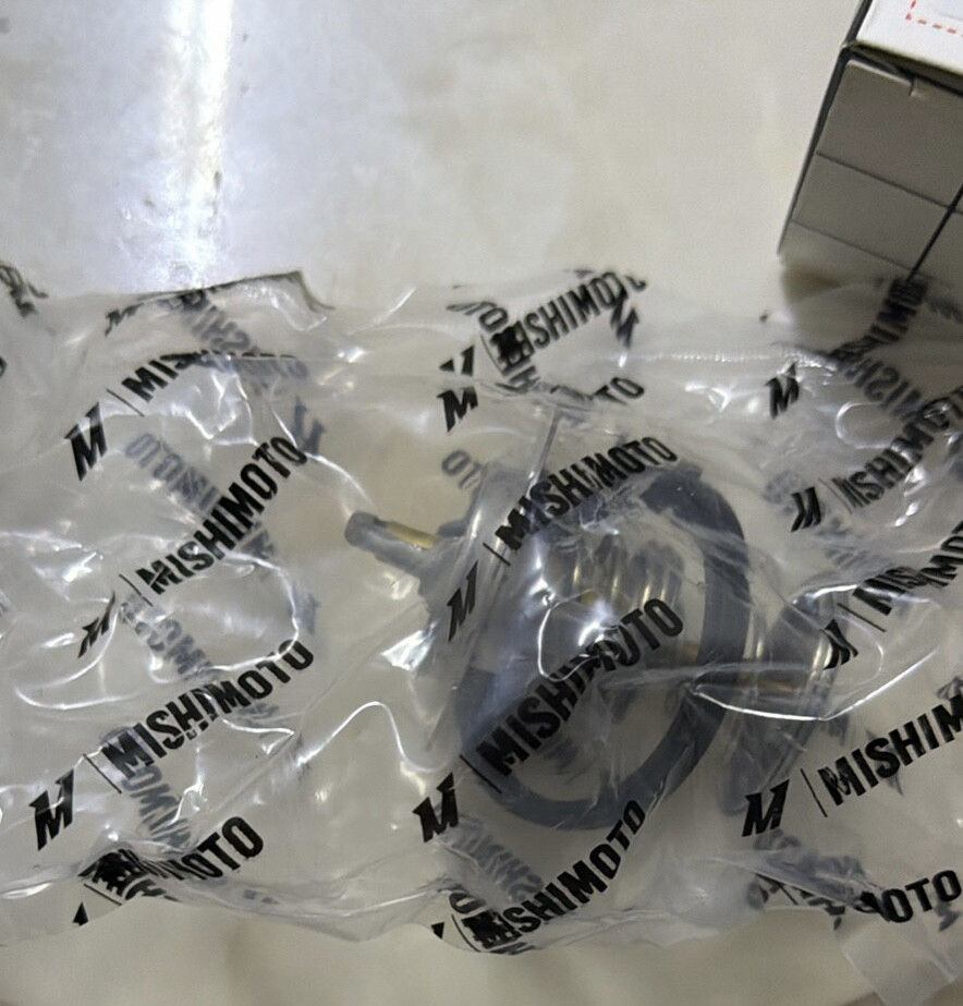 GMC Performance Mishimoto thermosta - 3