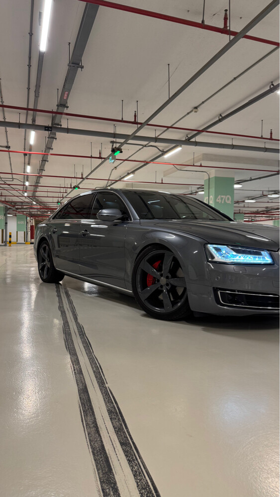 اودي اي 8 ال - 5