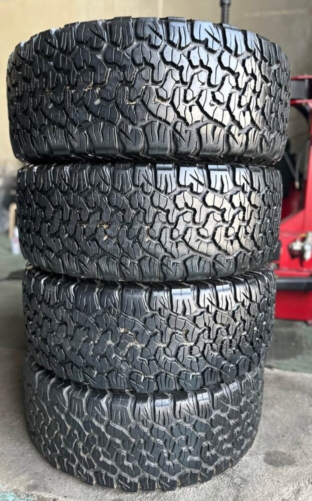 275/55/20”Bfgoodrich tyre - 1