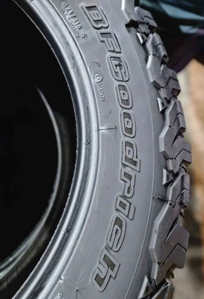 275/55/20”Bfgoodrich tyre - 3