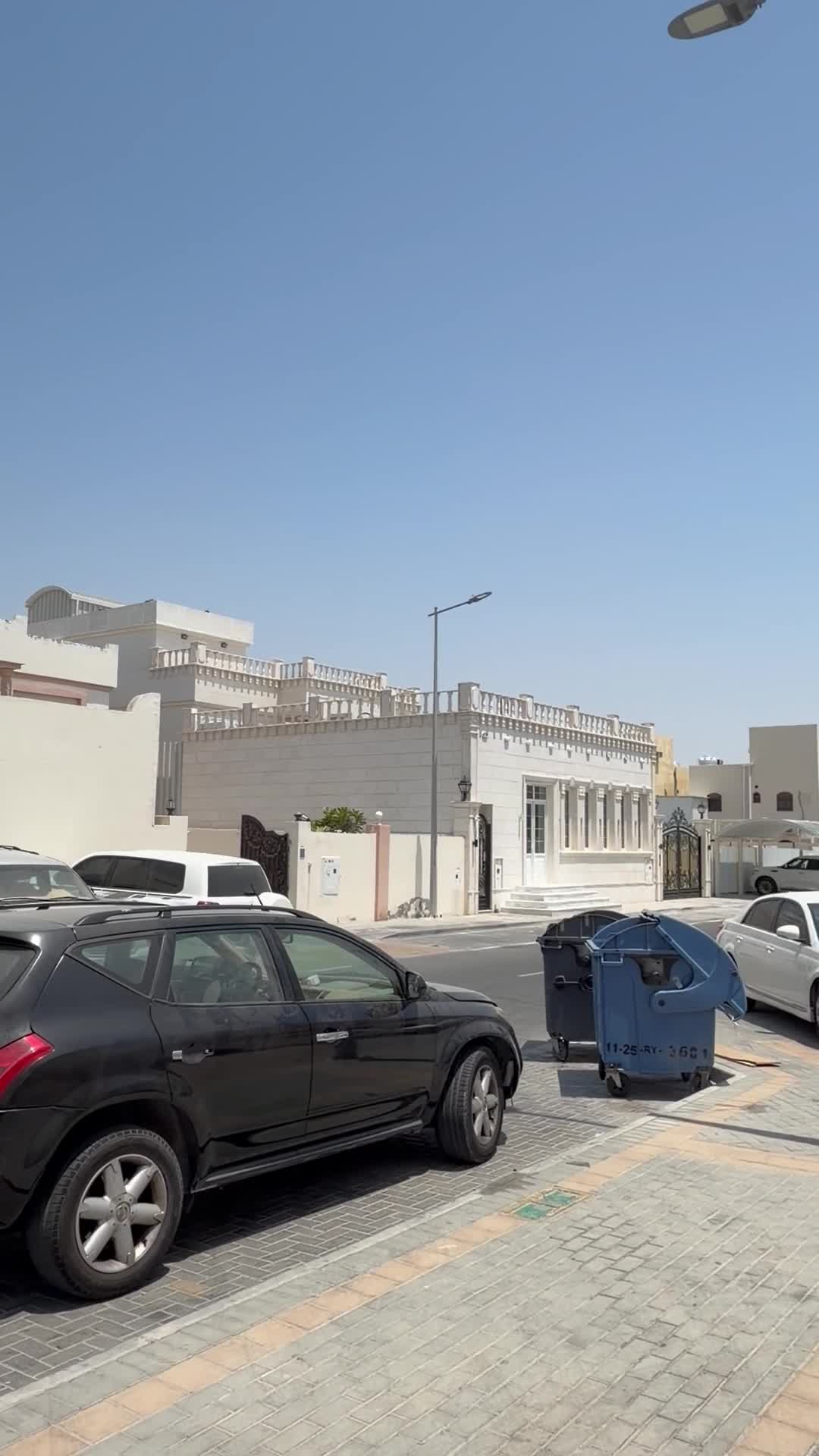 للبيع في معيذر الجنوبي - 3