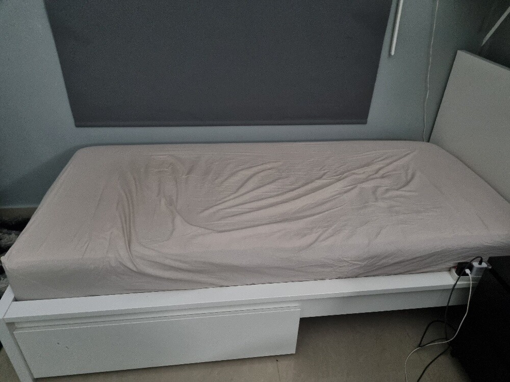 Bed + Mattress - 2