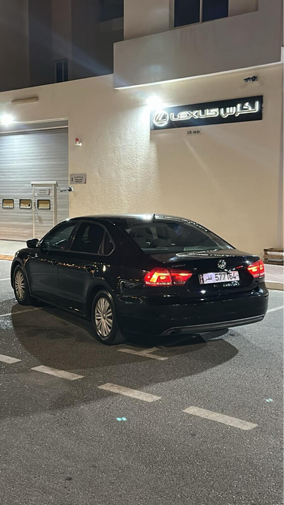 Volkswagen Passat - 2