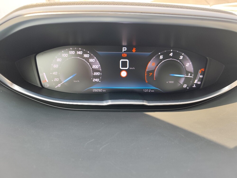 Zero Accident Peugeot 5008 GT 2024 - 10