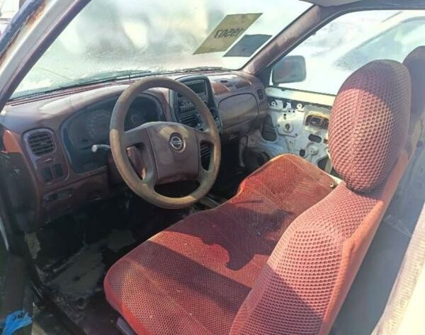 NISSAN PICKUP 2400 2010 MODEL - 5