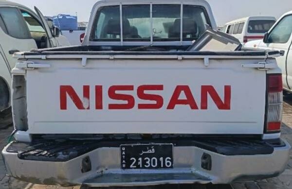 NISSAN PICKUP 2400 2010 MODEL - 8