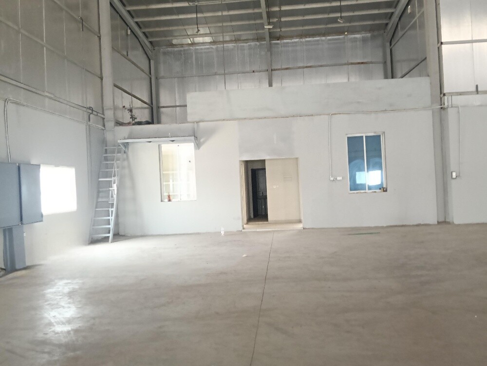 للايجار استور 1500م٢ بركة العوامر - 3